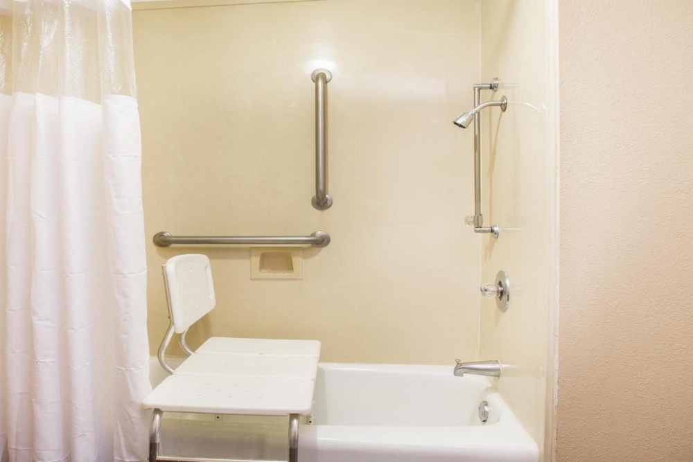 Baymont by Wyndham Mobile/ I-65 Main image